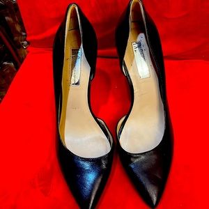 Black pump by INC International Concepts